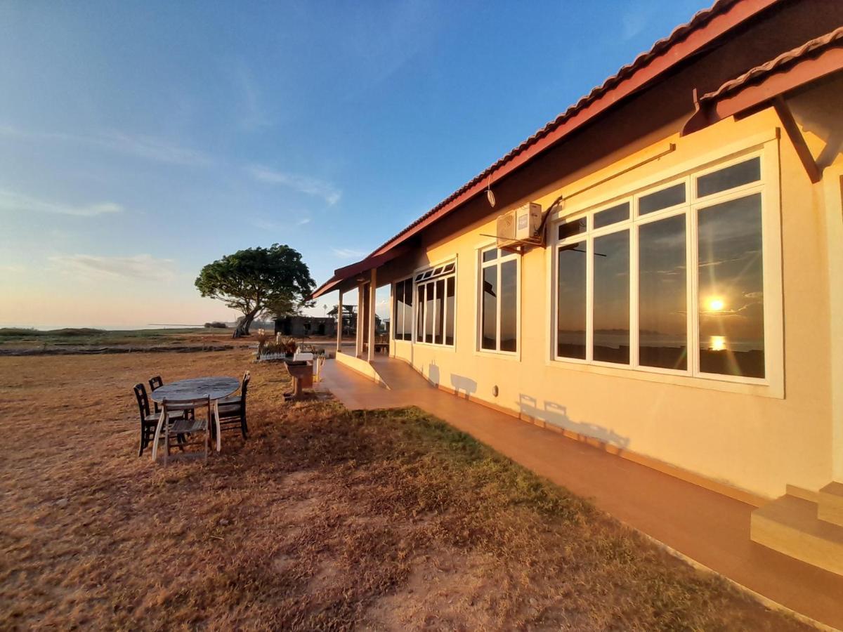 Kc Beachfront Маранг Екстериор снимка