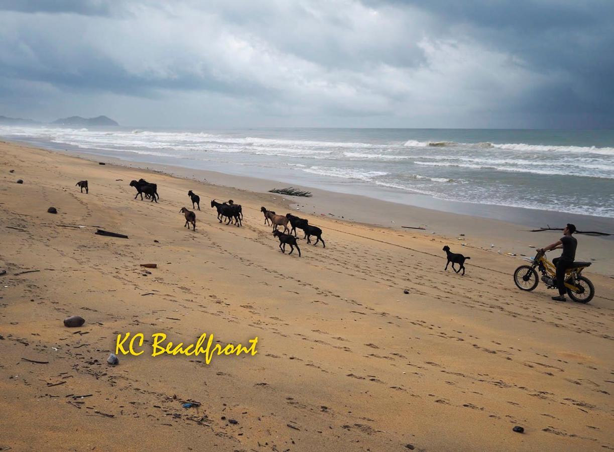 Kc Beachfront Маранг Екстериор снимка
